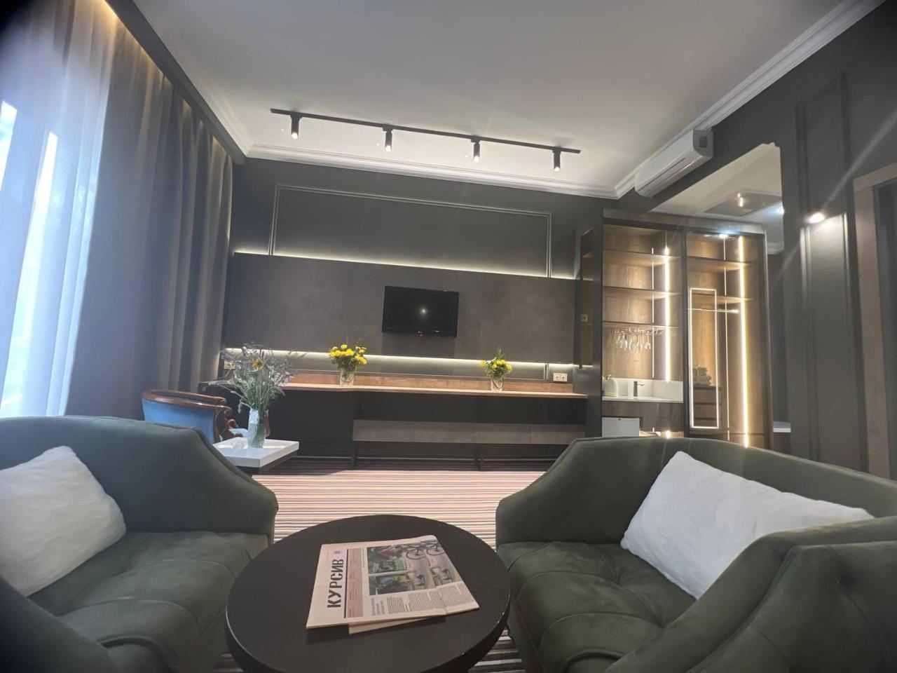 Sapar Standart Hotel Shymkent Exterior photo
