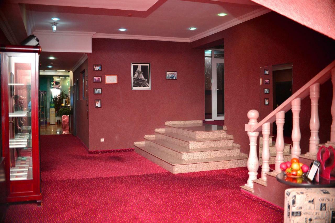 Sapar Standart Hotel Shymkent Exterior photo